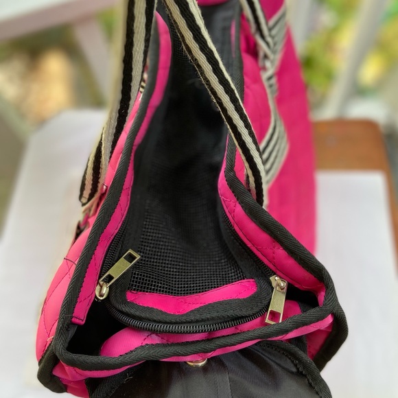 Pet carrier bag for a small dog with windows - Picture 2 of 10